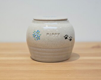 Pet hotsell urns etsy