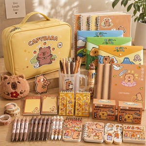 Niedliches Capybara Schreibwaren-Set, Schulbedarf-Kit, Federmäppchen Notebook Aufkleber Geschenk, Organizer für Arbeitsutensilien, Schreibtischzubehör
