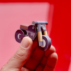 paperbike M2 - POSTCARD size PAPERCRAFT Modell