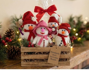 Set di 4 pupazzi di neve di peluche fatti a mano, decorazioni invernali