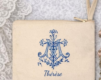 Bolsita personalizada con el auspicio mariano, regalo católico con nombre personalizado, regalo de Primera Comunión para niñas, monograma mariano, bolsa para velo de capilla, bolsa para misa.