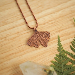 Ginkgo leaf rustic pendant, minimalist botanical jewelry, ginkgo biloba, copper leaf pendant