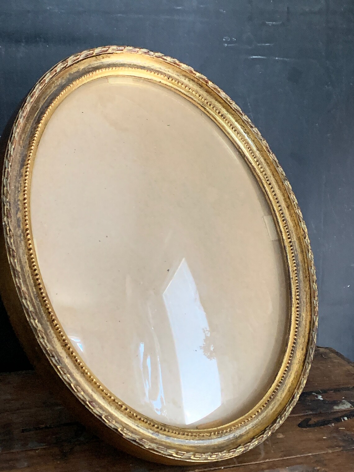 Vintage Conclave Glass Display Oval Frames Free Standing Etsy