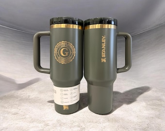 Vaso Stanley de 40 oz con grabado personalizado / Taza Stanley personalizada / Taza de viaje grabada con láser / Cypress / Regalo con grabado de nombre o logotipo