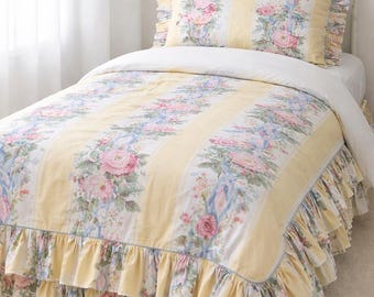 Vintage Croscill Princess Cottage Floral Ruffled Comforter Set – Yellow Pastel – Twin – 2 Shams