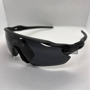 Sporty Shield-zonnebril – prestatiebrillen in radarstijl, dames- en herenschoenen afbeelding 3
