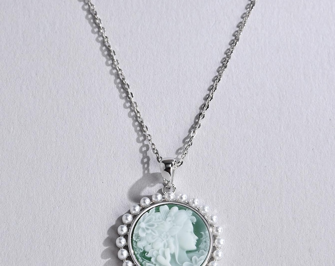 Featured listing image: Lady of the Flowers Pedant Necklace