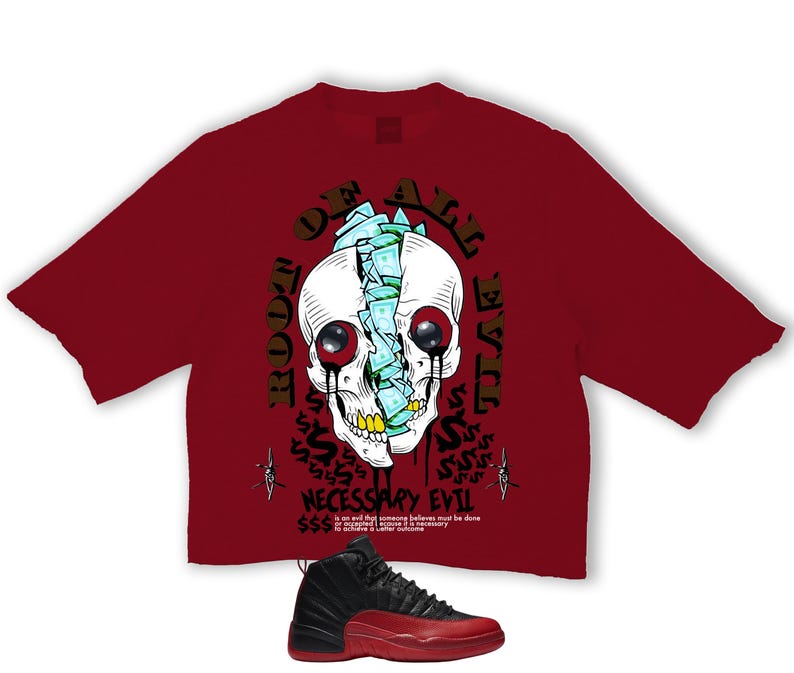 Puede incluir: Camiseta granate con un gr&aacute;fico de calavera con dinero y las palabras "DEATH" y "NECESSARY EVIL". Debajo, una zapatilla deportiva negra y roja.