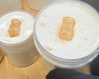 Honey Oat  Silk body scrub - Size vary 5oz / 142g and 11oz / 312g