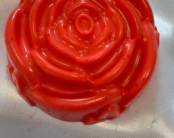 Handmade Rose Soap – Poppyseed Exfoliation, Vegan Skincare