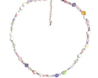 Sierlijke kralenketting "pastelblaadjes"