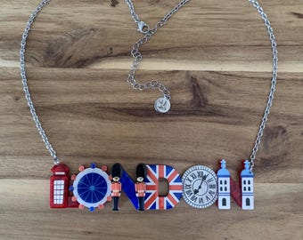 Erstwilder London Town Necklace NWOT all item prices include US tariffs