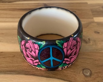 Bransoletka-mankiet Ed Hardy Wide Hope Peace Tattoo Bangle NWOT vintage biżuteria/wszystkie ceny zawierają cła amerykańskie