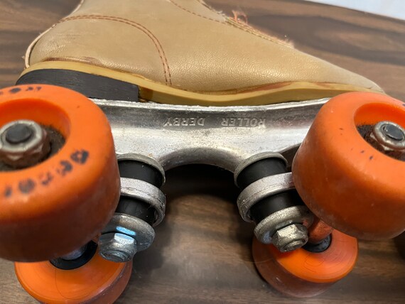 Vintage 70s Tan Roller Skates - image 5