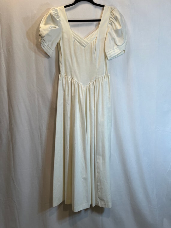 1980s Vintage Laura Ashley Ivory Gown size 8