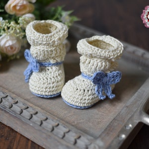 baby boots- crochet boots - baby girl booties - baby shower gift - 0 3 month - slouch boots - baby shoes - ivory - blue - crochet baby boots