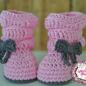 crochet boots, baby girl boots, baby boots, baby shower gift, boots, 0 3 month slouch boots, baby shoes, baby booties, pink ready to ship image 2