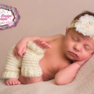 Newborn crochet legwarmers crochet leg warmers baby girl leg warmers crochet baby girl legwarmer and headband set ivory lace pearl vintage