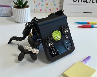Crossbody Lanyard Phone Case for Samsung Z Flip Motorola Razr – Luxury Hinge Cover with Dog Charm, Protective Folding Strap Holder