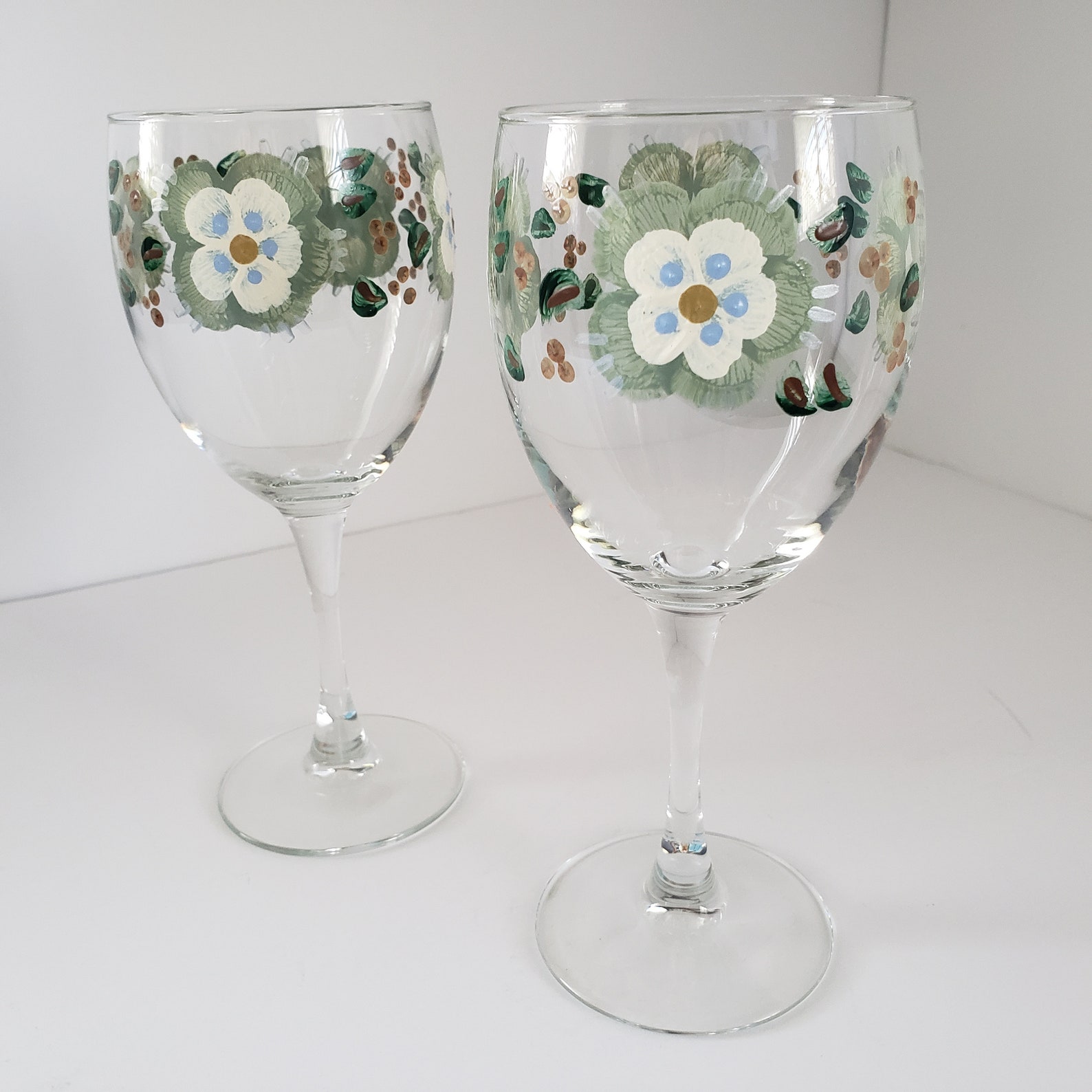 Wine Glasses Sage Moss Green Cream Color Flowers Set of 4 Etsy