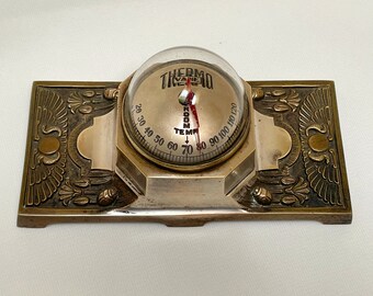 Antique desk thermometer, Schaefer & Budenberg Thermo Vane, Art Deco Egyptian Revival, early 1920s, cast brass, excellent working condition