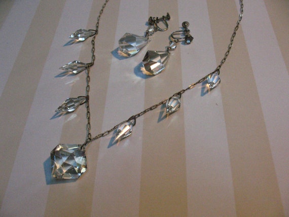 Art Deco cut crystal demi parure necklace and ear… - image 3