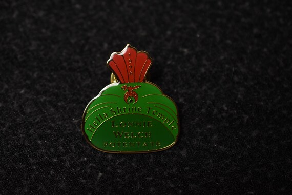 Pick One - Masonic Button Pins - image 8