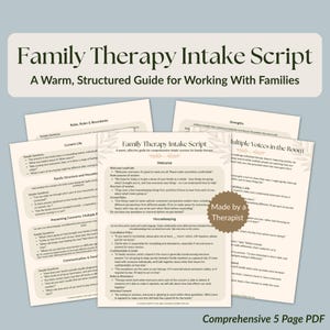 Puede incluir: Un conjunto de documentos de guion de admisión de terapia familiar de cinco páginas con una guía estructurada para trabajar con familias. Las páginas incluyen secciones sobre bienvenida, organización, roles, reglas y fortalezas.