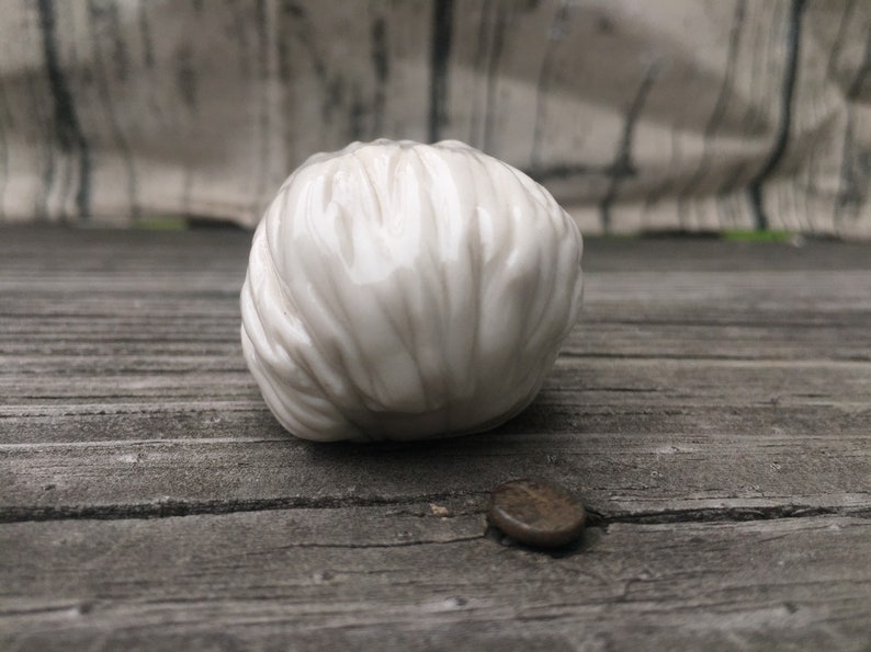 Porcelain Hedgehog Daisy