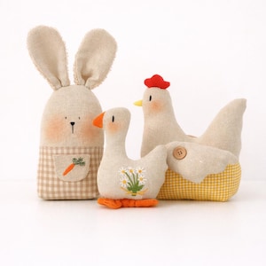 Patrón de costura de animales de granja: Peluches de ganso, pollo y conejo (Descarga en PDF)