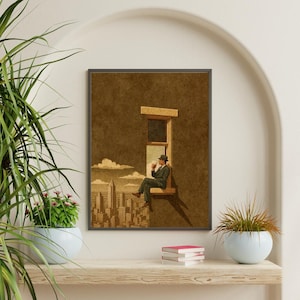Puede incluir: Impresión artística enmarcada que representa a un hombre con traje y sombrero sentado en el alféizar de una ventana, fumando una pipa, con un paisaje urbano de fondo. La obra de arte tiene una estética vintage, en tonos sepia, con un marco oscuro. La escena evoca contemplación.