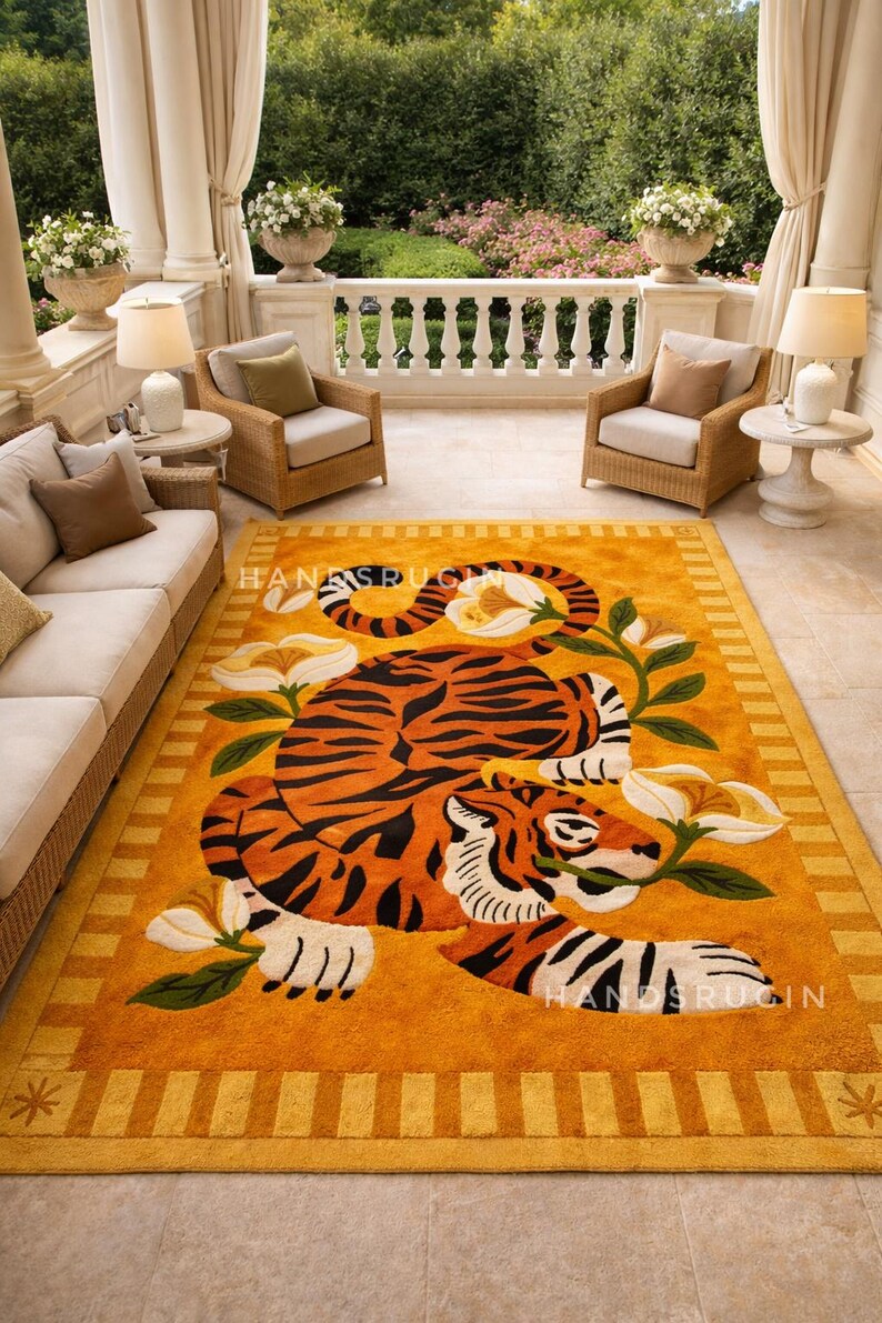 Hand-Tufted Wool Tiger Rug: Modern Floral Jungle Art, 9x12 ft image 9