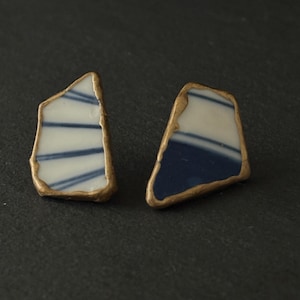 ARINOMAMA Series | One of a Kind Kintsugi Stud Earrings | Upcycled Japanese Porcelain | Blue & White Ceramic Jewelry | Modern Kintsugi Gift
