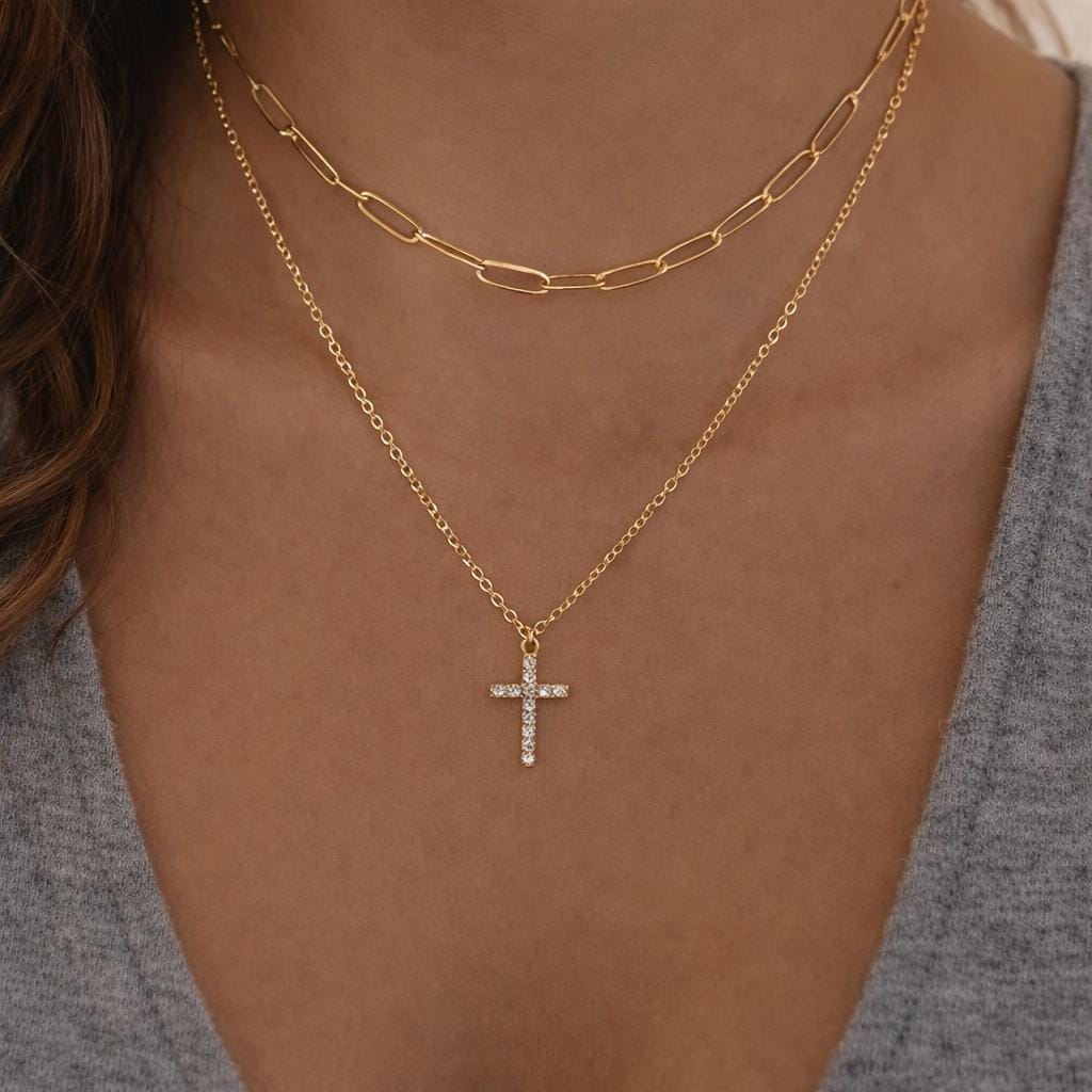 Collana Con Croce Castone Tondo – Oro In Oro