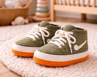 Patrón de botines de bebé estilo zapatillas de ganchillo / Cordones realistas, suelas suaves (Descarga en PDF)