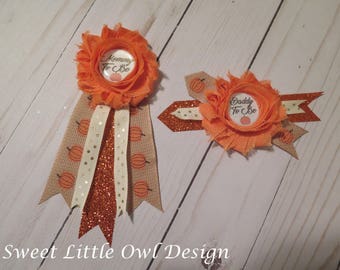 Pumpkin Fall baby shower pin- Halloween Baby shower Pin- Fall baby shower pin- Mom to Be Pin/ Corsage- for BABY SHOWER PIN