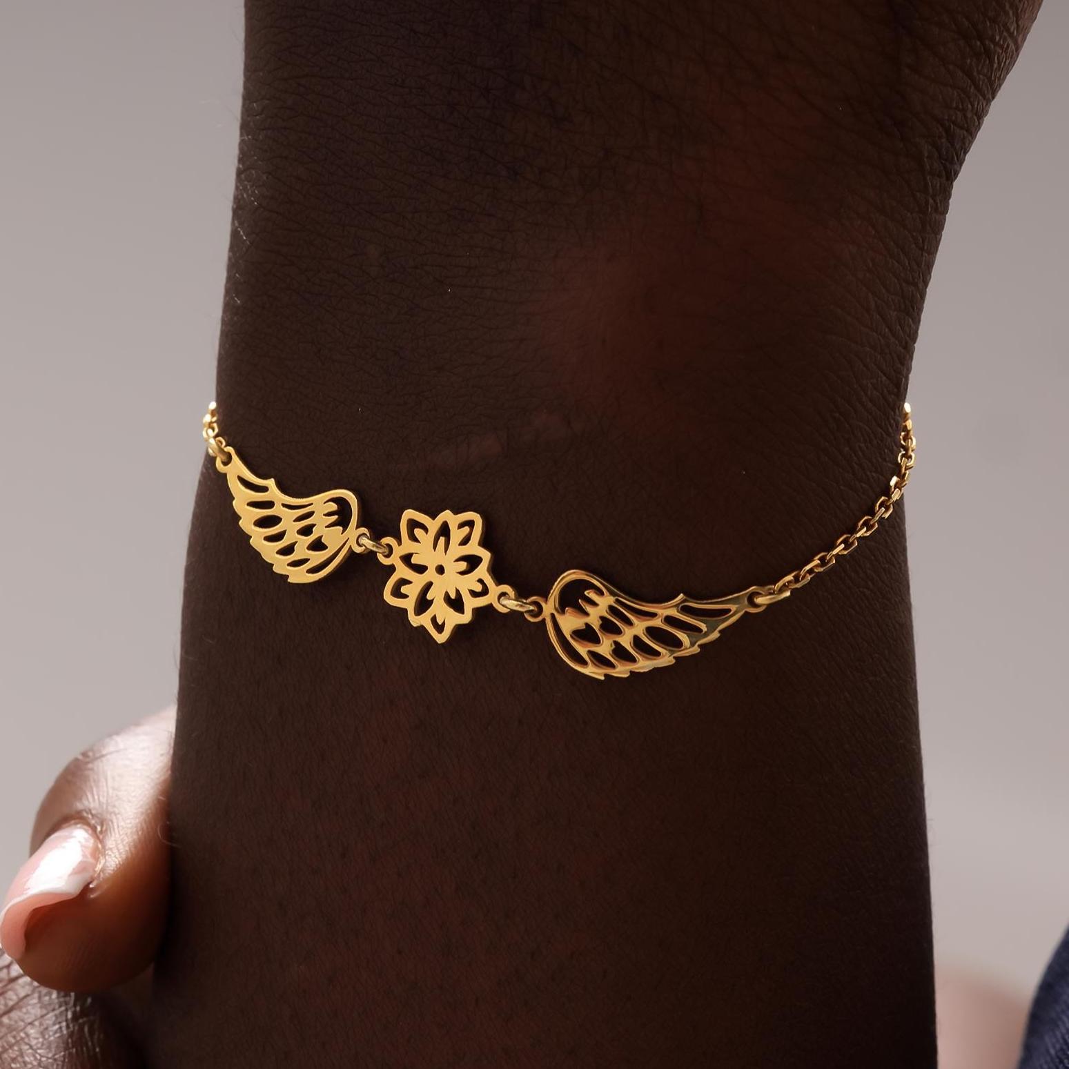 Angel Wings Bracelet with Birthflower, Guardian Angel Bracelet for Women, Memorial Sympathy Gift for Her, Miscarriage Gift, Mothers day gift