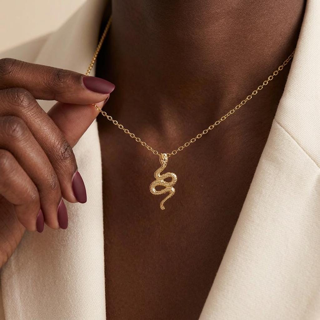 Snake Necklace, Tiny Serpent Necklace, Gold Snake Necklace, Reptile Necklace, Minimalist Animal Jewelry, Everyday Necklace, Gift for Her