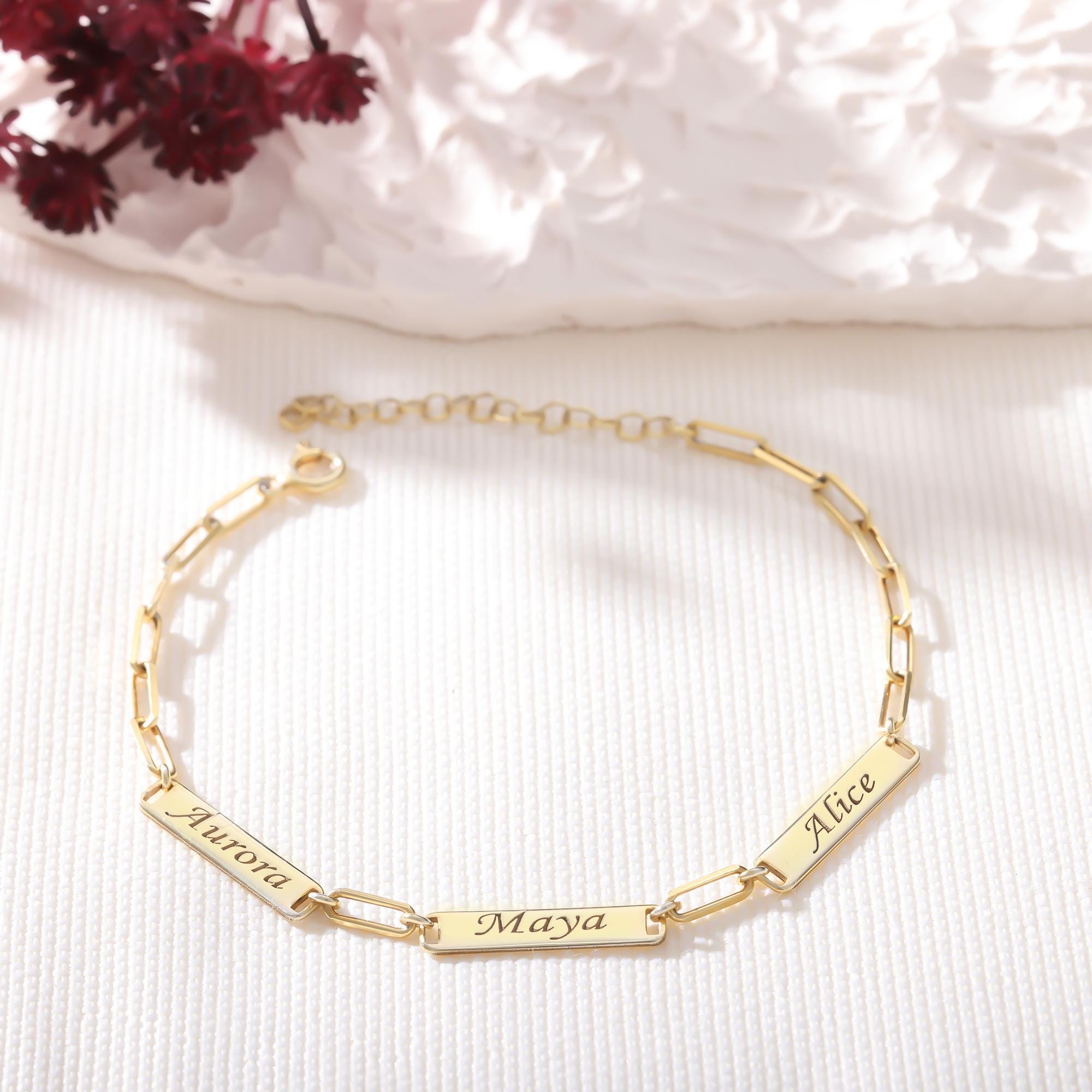 Custom Mini Name Bar Bracelet Multiple Name Bracelet Kids Name Bracelet Engraved Charm Bracelet with Dainty Paperclip Chain Gift for Mom