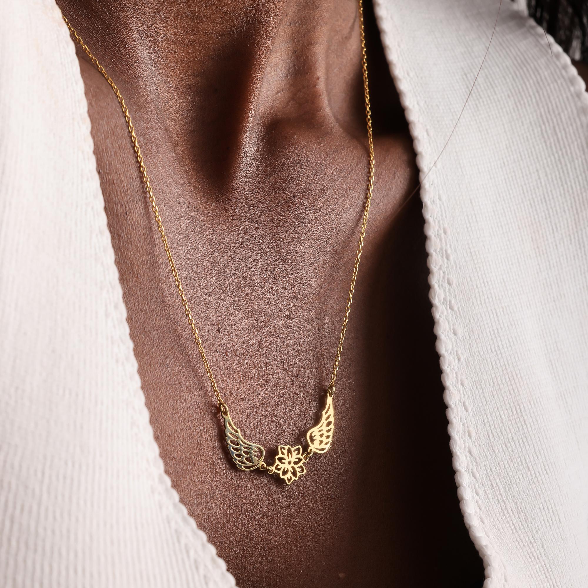 Angel Wings Necklace with Birthflower Dainty Gold Angel Wing Birth Flower Necklace Sterling Silver Guardian Angel Necklace for Mom
