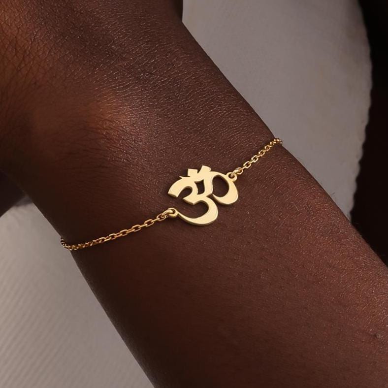 Dainty Om Bracelet, Tiny 14k Gold Om Chain Bracelet, Yoga Meditation Jewelry, Meditation Symbol Bracelet, Gift for Her, Mothers Day Gift