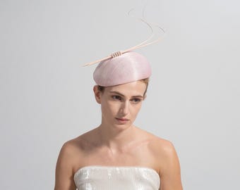Cappello a disco rosa pallido, accessorio per capelli da sposa per gare, tea party ed eventi formali