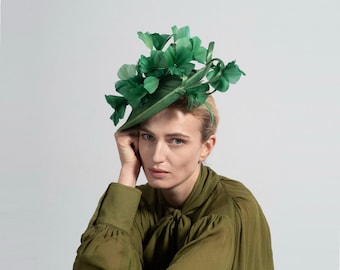 Emerald Green Flower Fascinator Hatinator,Wedding Hair Accessory for Garden Party,Tea & Guest Headband