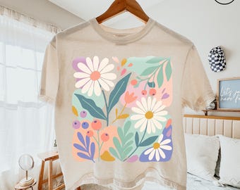 Trendy Boho Floral Comfort Colors Boxy T-Shirt, Flower Graphic Tee, Cute Spring Garden Botanical Top, Summer Gift for Her, Gift for Gardener