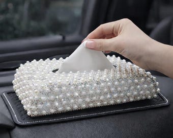 Estuche de pañuelos de lujo para coche con brillantes diamantes de imitación y perlas, caja de pañuelos tipo asiento, funda para pañuelos con brillo