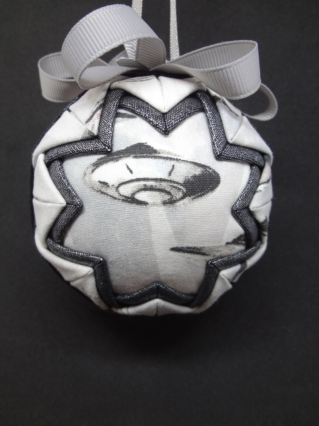 Quilted Fabric Ornament UFO Alien Flying Saucer - Etsy