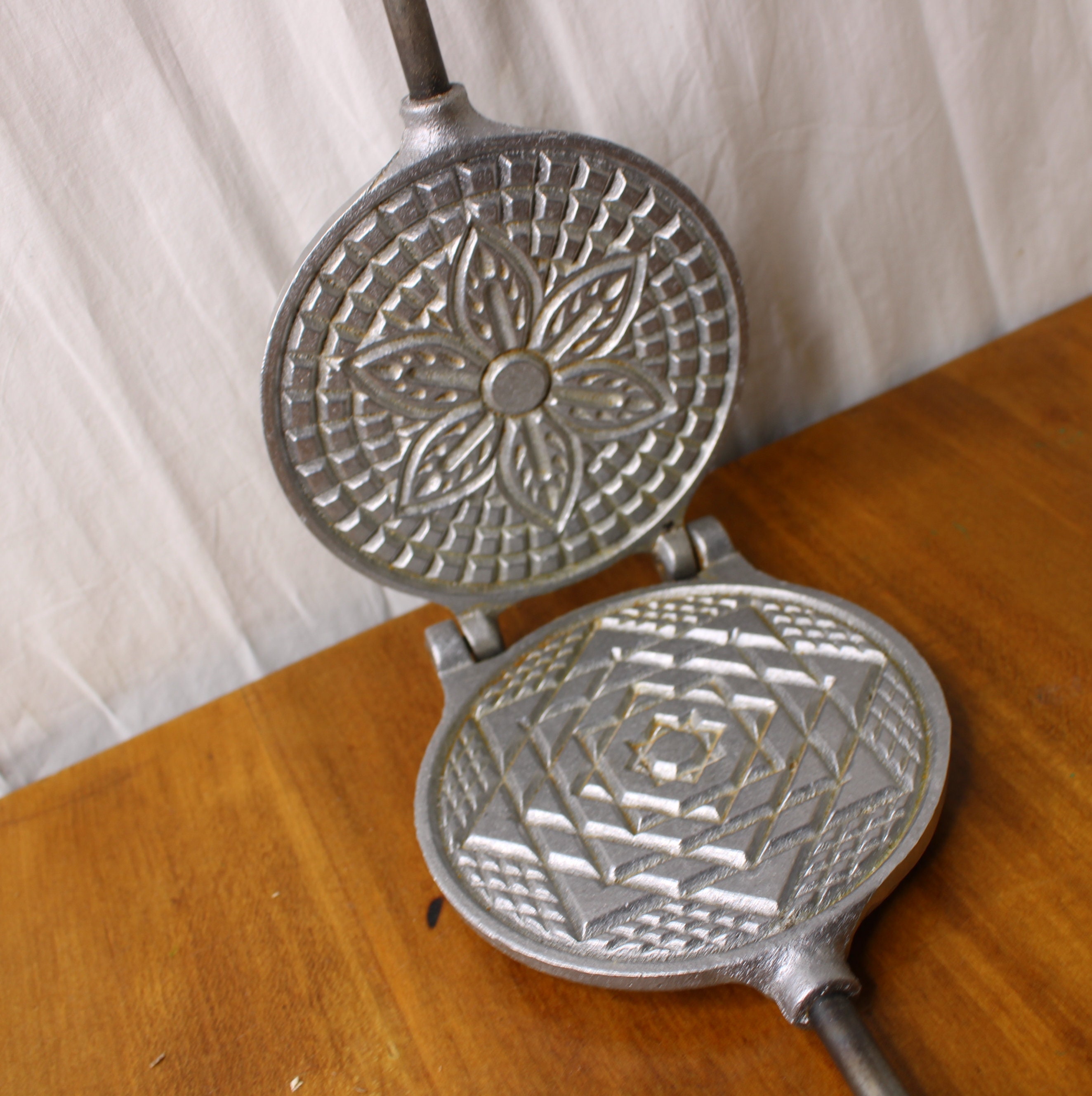 monogrammed pizzelle maker