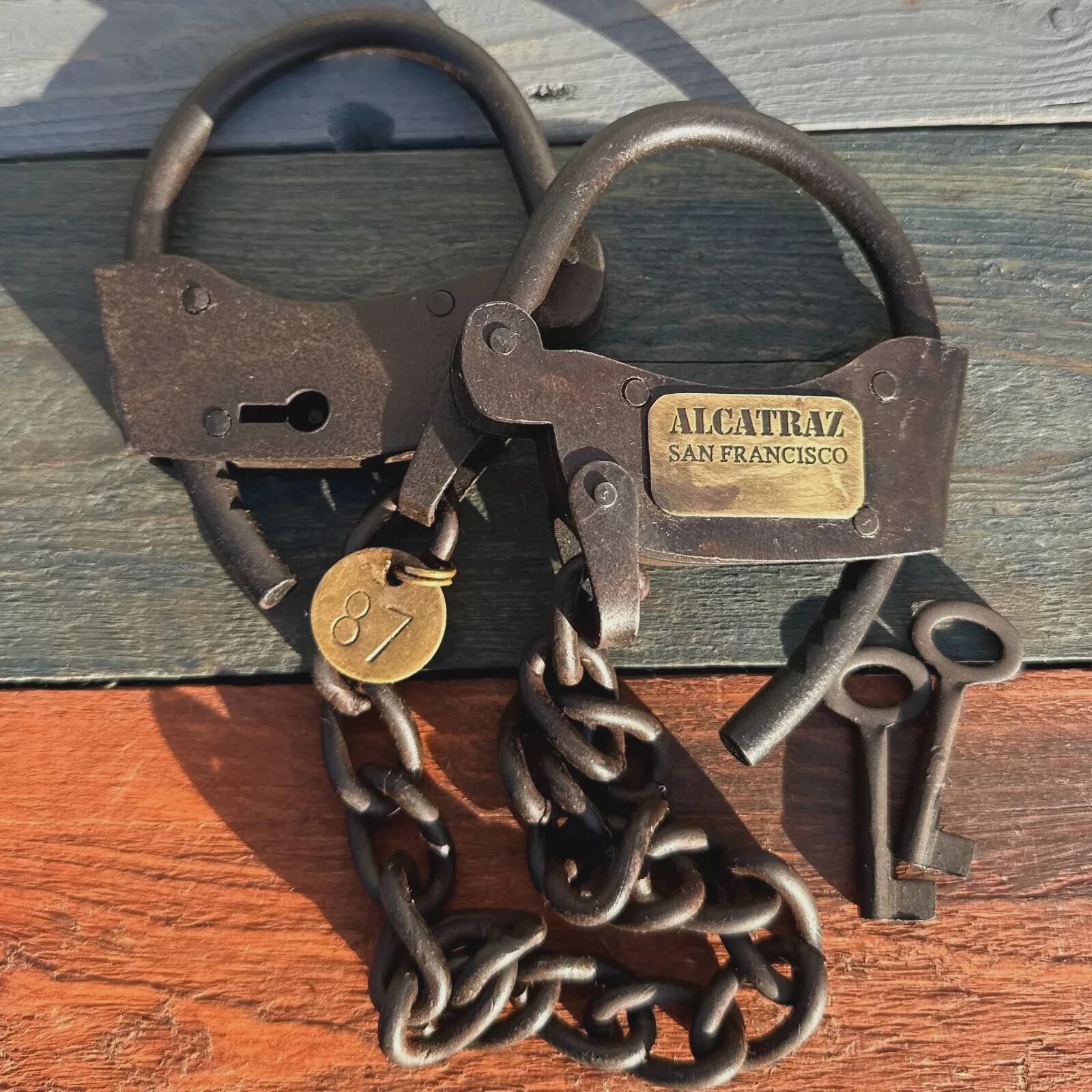 Vintage handcuffs - Etsy 日本