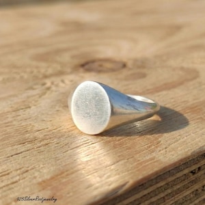 Personalized Oval Signet Ring Solid 925 Sterling Silver Minimalist Pinky Ring Custom Engraved Jewelry