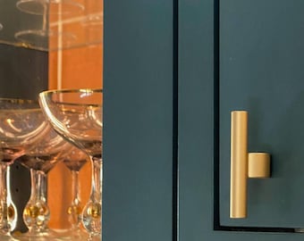 Modern Counterbalance T-Pull Handle – Italian Crafted Cabinetry Hardware